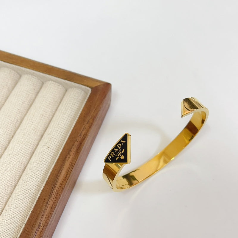 Women's Stylish Simple Versatile Titanium Steel Bracelet