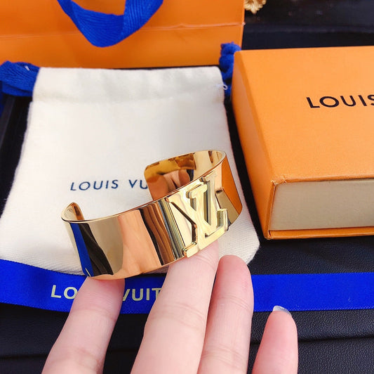 Women's Versatile Fashion Bracelet