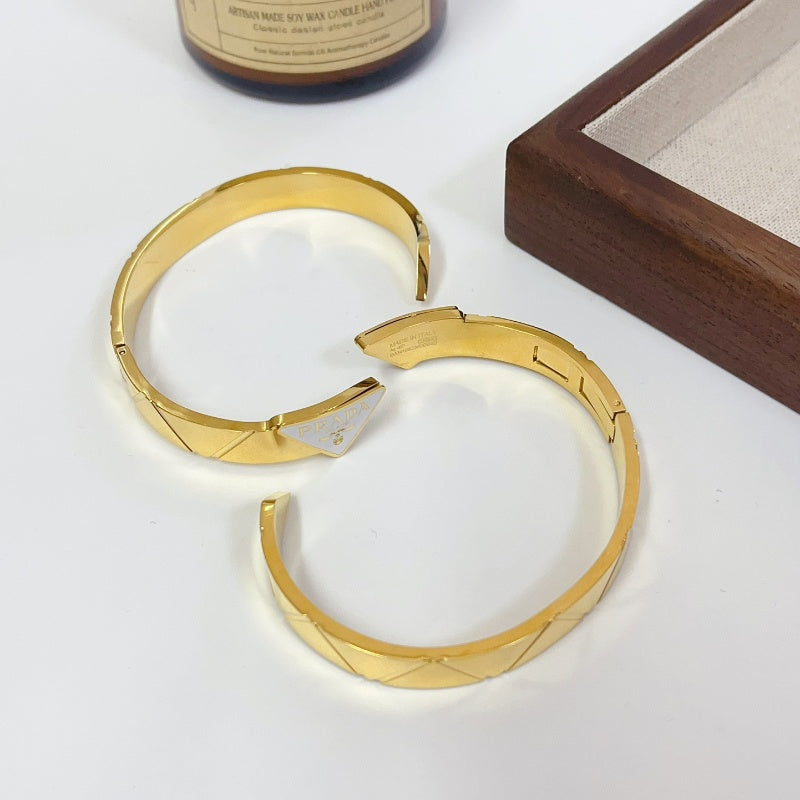 Women's Stylish Simple Versatile Titanium Steel Bracelet