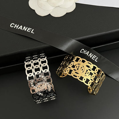 Luxury and stylish bracelets for women
