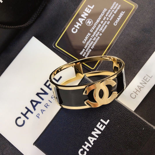 Women's Titanium Steel Fashion Bracelet