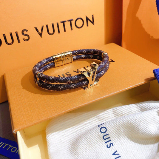 Fashionable High-end Titanium Steel Bracelet