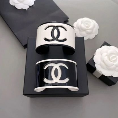 Fashionable women's bracelet