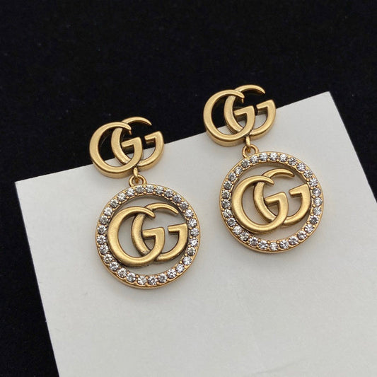 Fashionable and Exquisite Women's Earrings