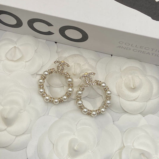 Fashionable women's elegant jewelry Earrings