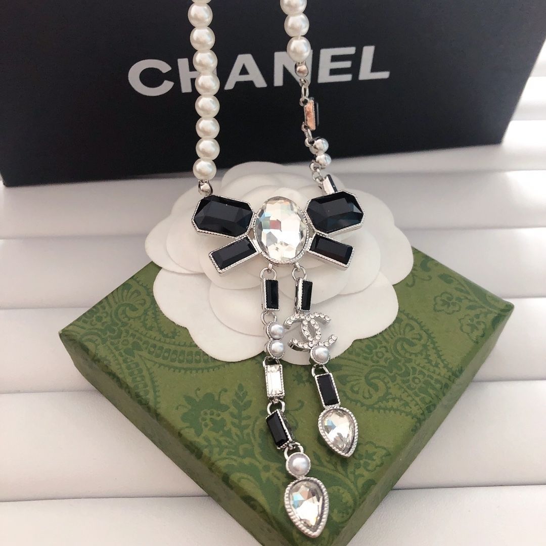 Fashionable ladies elegant jewelry suo'gu necklace