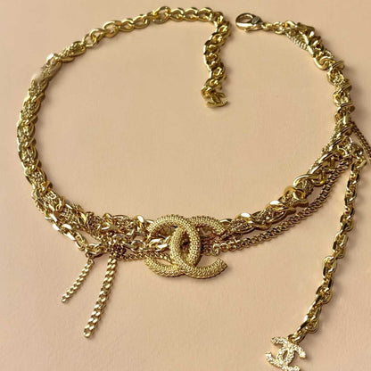 Fashionable women's jewelry accessories pendants