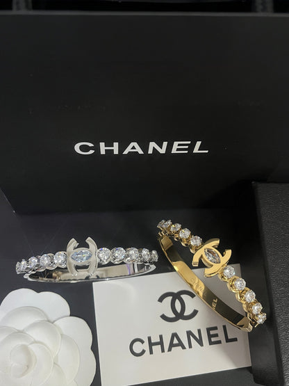 Stylish Women's Elegant Bracelet