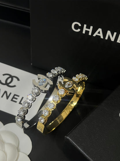 Stylish Women's Elegant Bracelet