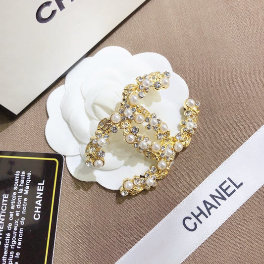 High-end fashion Brooches for Women