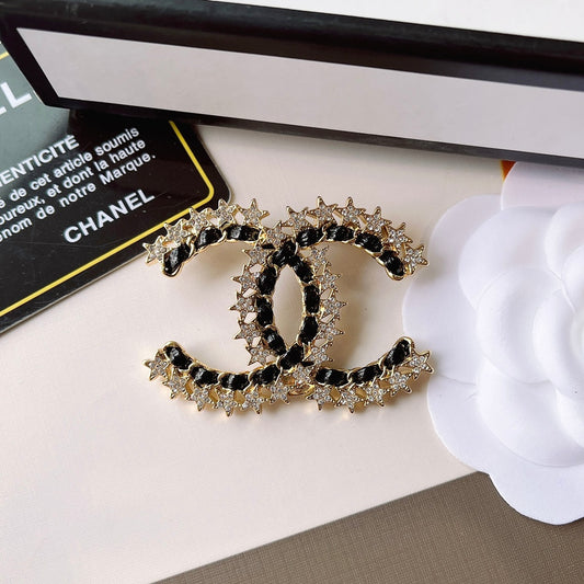 High-end fashion brooch for women